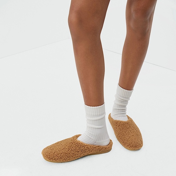 Everlane Shoes - Everlane Teddy Slipper